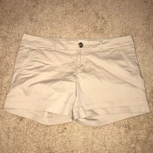 American Eagle Outfitters tan midi shorts!